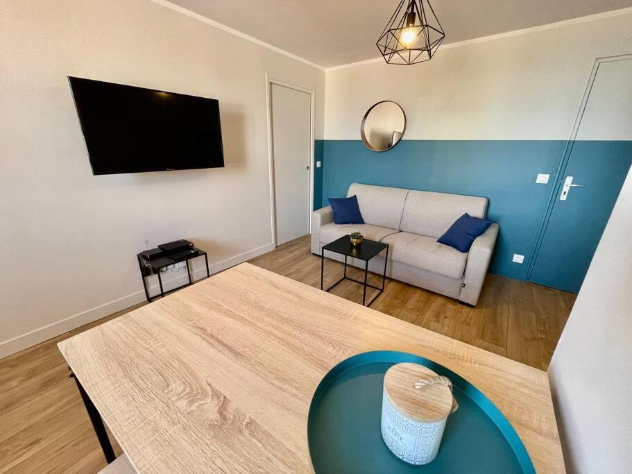 Ivs Andreossy Vue Mer Et Montagne Pour 4 Antibes Exterior foto